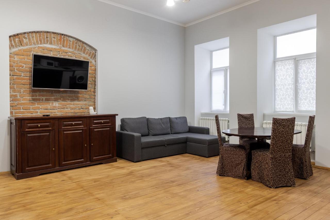 Apartment On Stavropihiiska Street 3 Lemberg Exterior foto